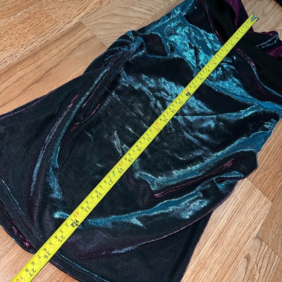 Draped Metallic Bodycon Mini Dress NWOT - Picture 4 of 10